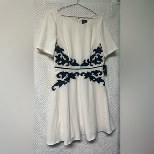 Adrianna Papell A-Line Dress Off-White Short Sleeve Formal Womens Sz 16 NWT